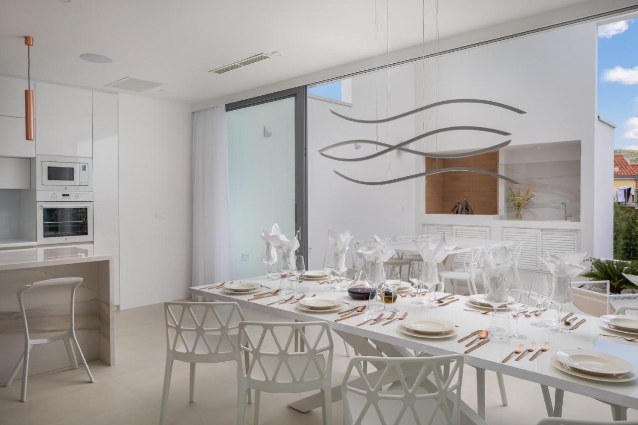 Villa Biancomar Трогир Екстериор снимка