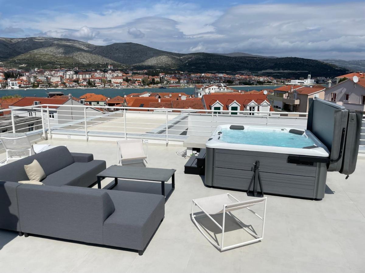 Villa Biancomar Трогир Екстериор снимка